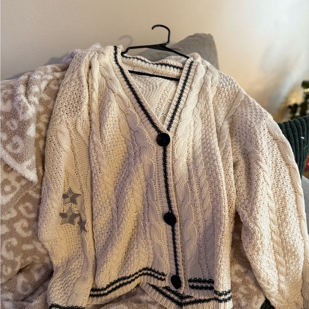 Taylor Swift Cream Cable Knit Cardigan with Black Accents